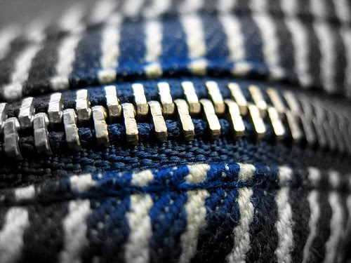 maglione-zip1.jpg maglione-zip1.jpg